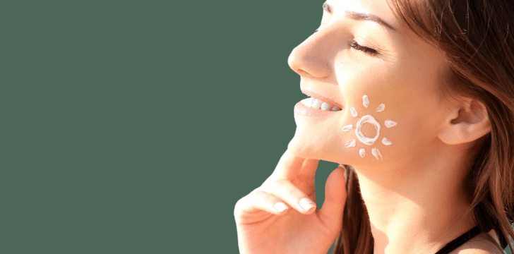 Natural sunscreen with zinc for face and rosacea